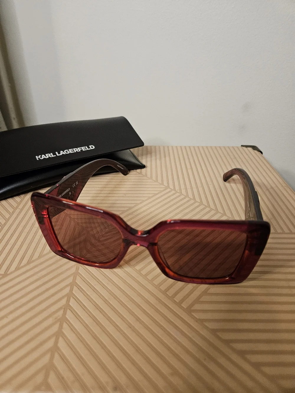 Karl Lagerfeld Oversized Square Sunglasses Cyclamen Rose Pink Gradient Plastic